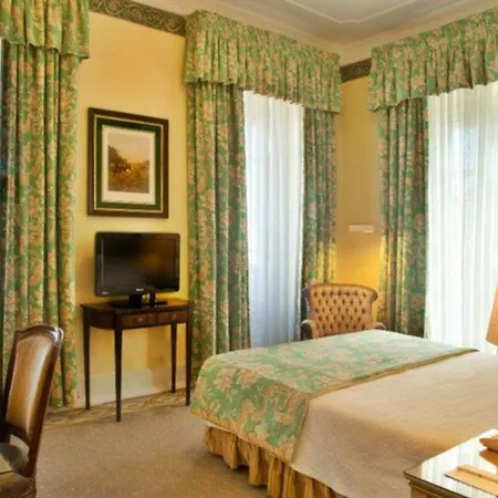 酒店 艾薇达宫殿酒店 5*