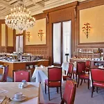 Avenida Palace Hotel 5*