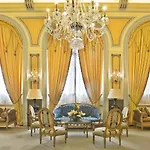 Avenida Palace 5*