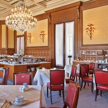 Avenida Palace Hotel 5*