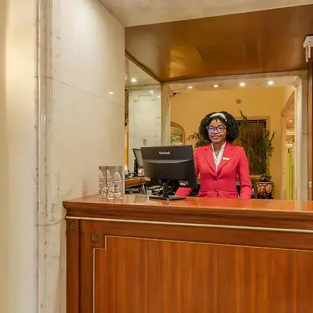 Avenida Palace 5*
