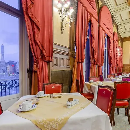 Szálloda Avenida Palace 5*