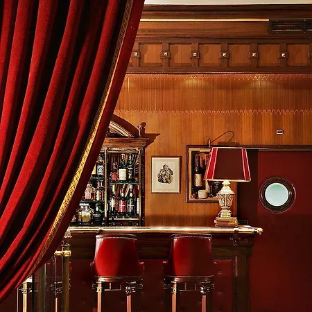 Avenida Palace Hotel 5*