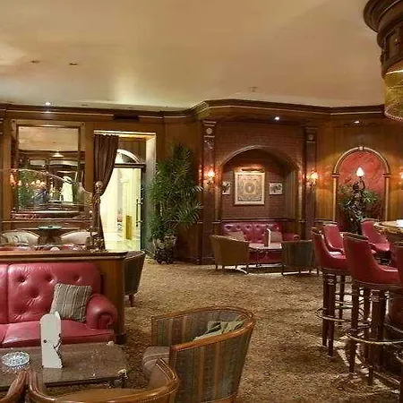 Avenida Palace 5*