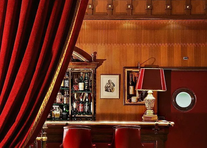 Avenida Palace Hotel 5*